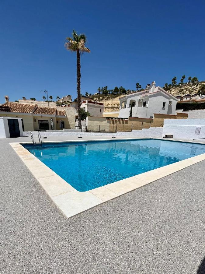 Tranquil Self Catering Golf Course Apartment Alicante Exterior photo
